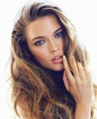 Фотография womenly